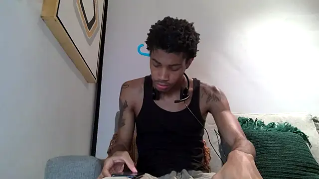 Skinnyblackman online show from March 20, 4:02 am