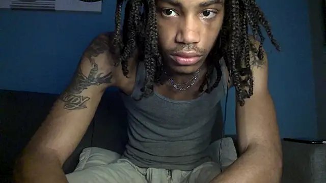 Skinnyblackman online show from December 20, 3:42 am