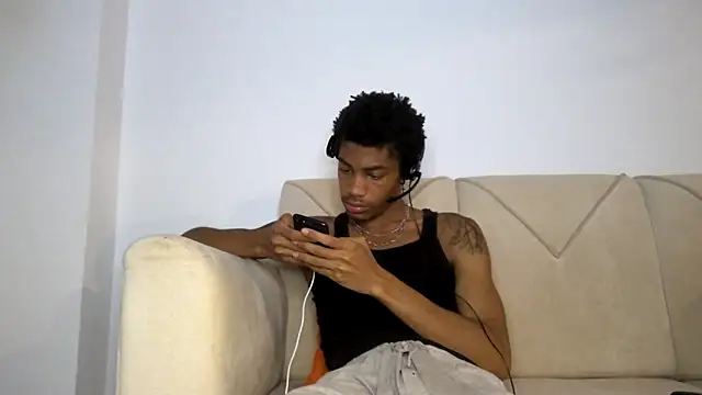 Skinnyblackman online show from November 15, 3:43 am