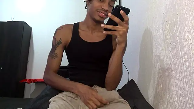 Skinnyblackman online show from March 13, 3:44 am