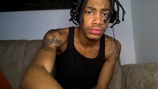 Skinnyblackman online show from November 27, 3:18 am