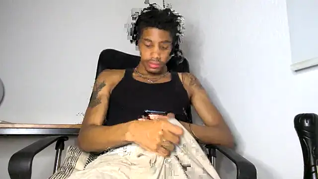 Skinnyblackman online show from May 28, 4:09 am