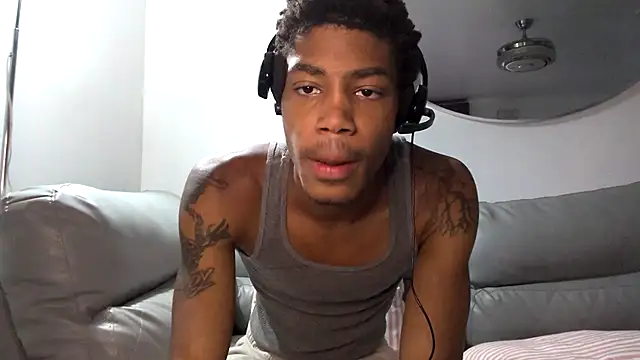 Skinnyblackman online show from October 13, 10:21 pm