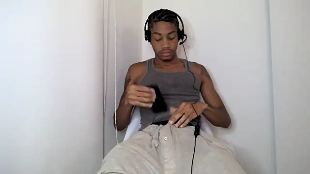 Skinnyblackman online show from October 2, 2:37 am