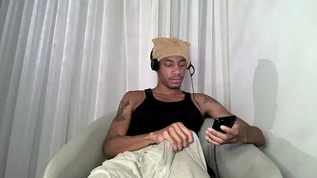 Skinnyblackman online show from October 29, 1:37 am