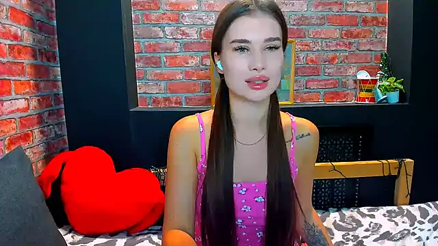 UrJoyy online show from October 28, 3:00 pm