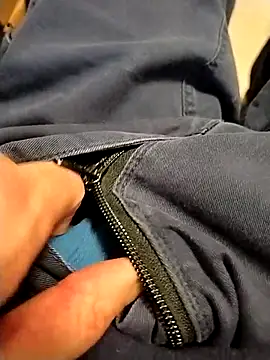 Meriozoro online show from November 18, 3:37 pm