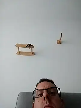 Meriozoro online show from December 14, 2:55 pm