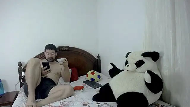 ambar jacksonn online show from March 25, 11:31 am