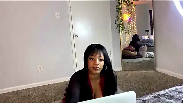 Snapshot of SheSoNastyy_21 chatting on September 23, 9:05 am SheSoNastyy 21 online show from September 23, 9:05 am