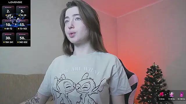 Snapshot of Luxuryalma chatting on December 16, 6:39 am Luxuryalma online show from December 16, 6:39 am