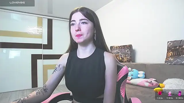 Luxuryalma online show from June 19, 6:58 pm