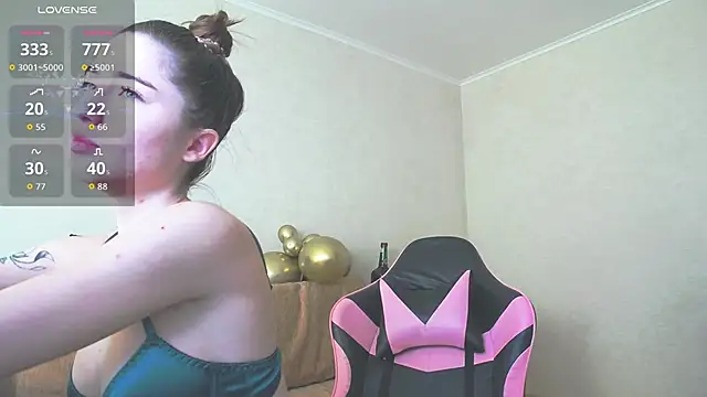 Luxuryalma online show from March 5, 7:27 am