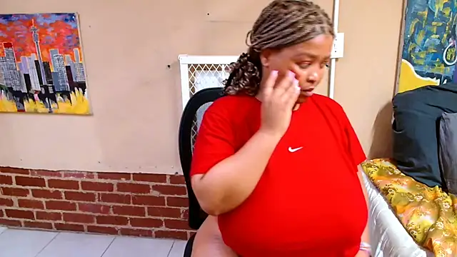 CurvyAfricanGoddess online show from November 28, 7:03 pm