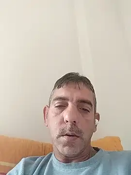 Snapshot of Egemen2245 chatting on November 5, 9:56 am Egemen2245 online show from November 5, 9:56 am