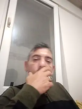 Snapshot of Egemen2245 chatting on November 7, 7:40 pm Egemen2245 online show from November 7, 7:40 pm