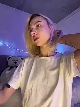  urbestie  online show from April 14, 11:32 pm