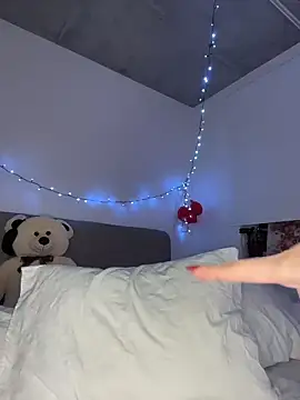 Snapshot of _urbestie_ chatting on March 11, 11:54 pm urbestie online show from March 11, 11:54 pm