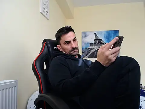 amydamarw online show from March 1, 1:22 pm