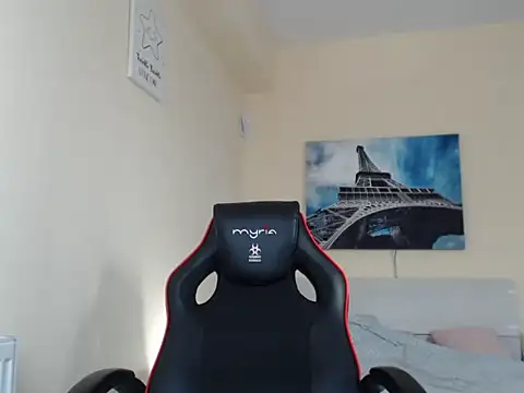 amydamarw online show from January 10, 9:59 am