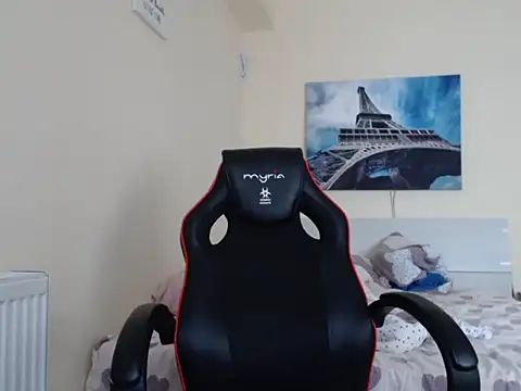 amydamarw online show from February 11, 5:40 am