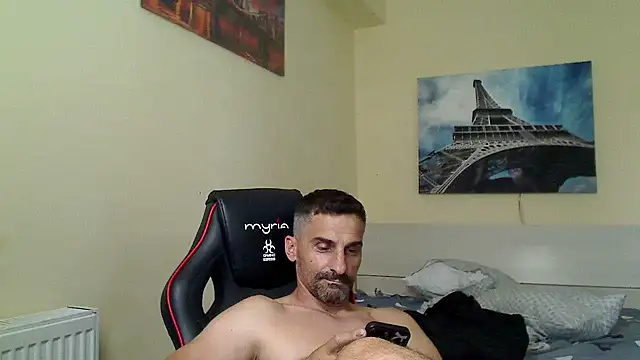 amydamarw online show from July 3, 10:33 am