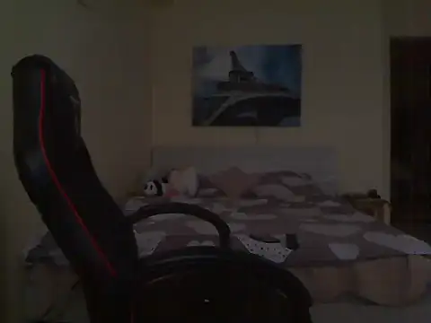 amydamarw online show from December 15, 6:30 am