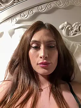 Snapshot of MiaJeanns chatting on January 12, 10:54 pm MiaJeanns online show from January 12, 10:54 pm