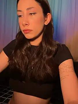 Sophiehii online show from April 14, 12:21 pm