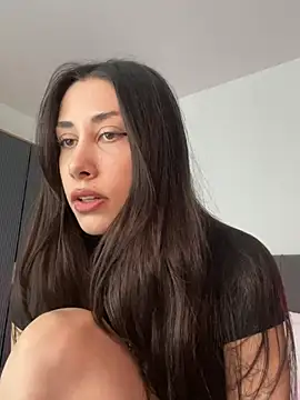 Sophiehii online show from June 21, 12:11 pm