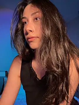 Sophiehii online show from May 15, 11:08 am