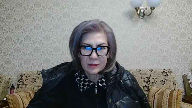 Snapshot of Elegant00Lady chatting on October 10, 5:36 pm Elegant00Lady online show from October 10, 5:36 pm