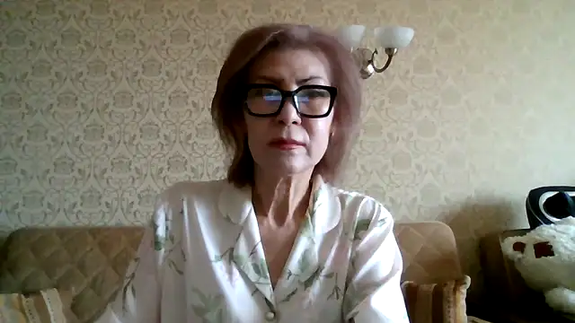 Elegant00Lady online show from April 19, 4:13 am