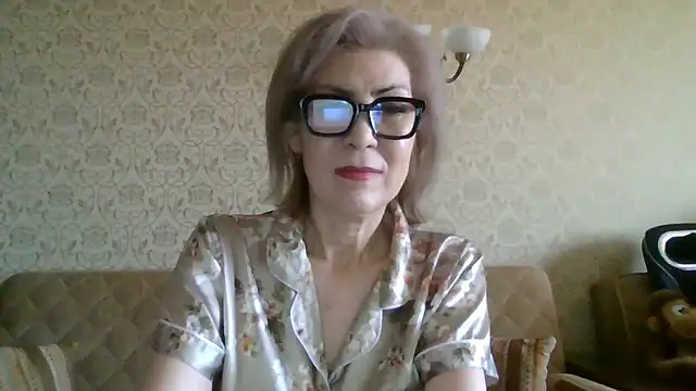 Snapshot of Elegant00Lady chatting on July 12, 3:51 am Elegant00Lady online show from July 12, 3:51 am