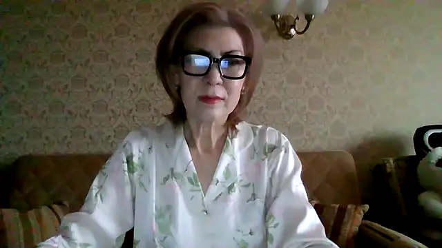 Snapshot of Elegant00Lady chatting on January 19, 3:21 am Elegant00Lady online show from January 19, 3:21 am