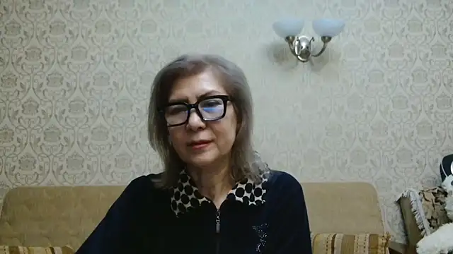 Elegant00Lady online show from December 17, 4:34 pm