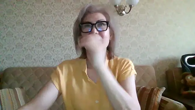 Snapshot of Elegant00Lady chatting on July 11, 8:03 am Elegant00Lady online show from July 11, 8:03 am