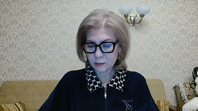 Elegant00Lady online show from January 14, 12:42 pm