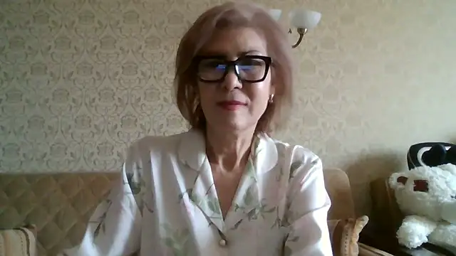 Elegant00Lady online show from May 26, 4:43 am