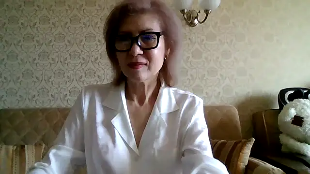 Elegant00Lady online show from May 11, 4:03 am