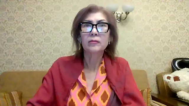 Elegant00Lady online show from April 19, 4:19 pm