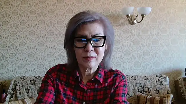 Snapshot of Elegant00Lady chatting on October 6, 6:03 am Elegant00Lady online show from October 6, 6:03 am