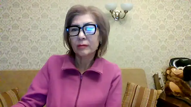 Elegant00Lady online show from March 18, 6:31 pm