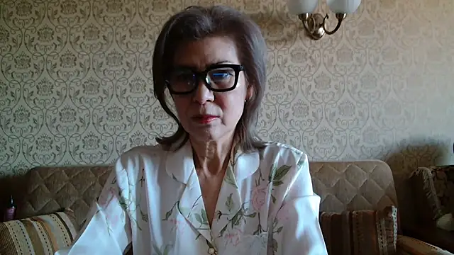 Elegant00Lady online show from November 24, 3:17 am