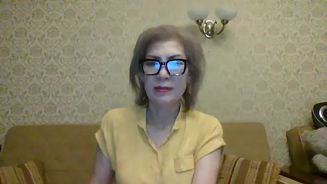 Snapshot of Elegant00Lady chatting on July 8, 4:18 pm Elegant00Lady online show from July 8, 4:18 pm