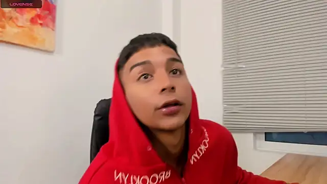 Seductivo jr online show from October 24, 5:17 am