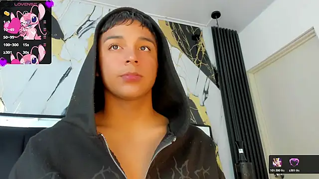 Seductivo jr online show from April 17, 4:59 am