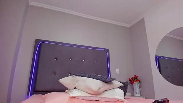 emma lye online show from February 27, 12:57 am