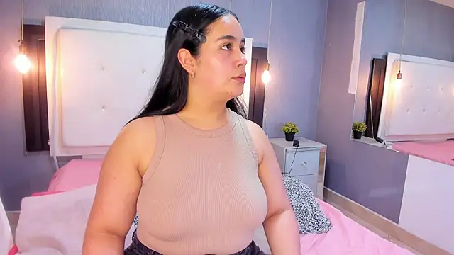 emma lye online show from February 26, 9:15 pm