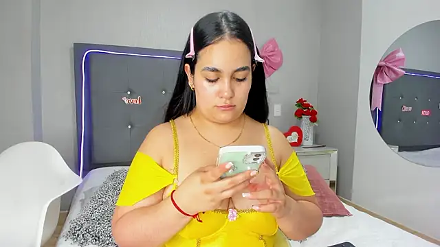 emma lye online show from March 14, 8:48 pm